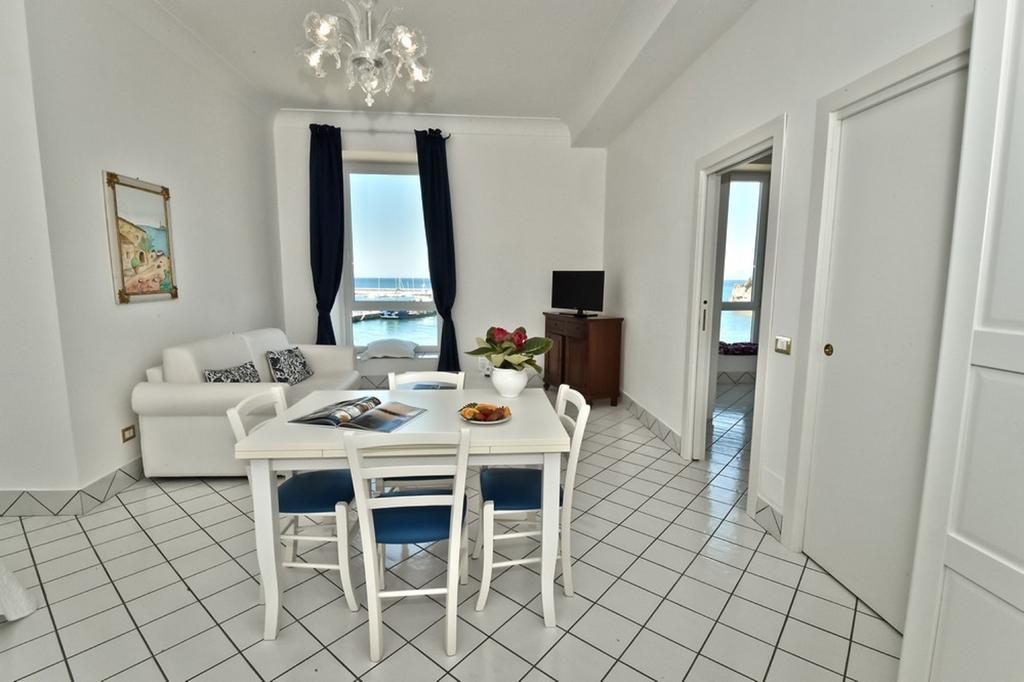 Palazzo Dogana Rooms Agropoli Ngoại thất bức ảnh